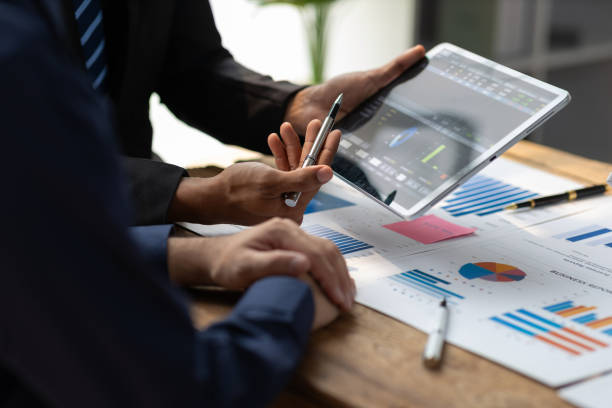 Modern strategic planning using numerical balance to achieve business growth and structural wealth.