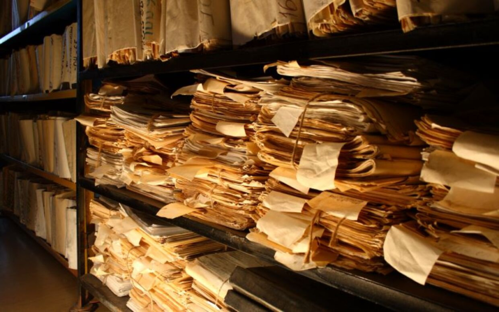  Historical documents showing the authentic illuminati symbol and architectural geometry.