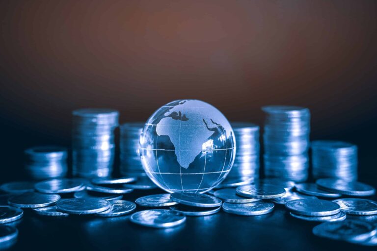 Analyze the historical financial structures of the world's premier banking dynasty. Move past public rumors to study how organized networks secure generational assets.